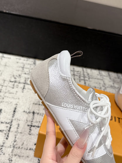 LV SNEAKRINA, Silver Gray White