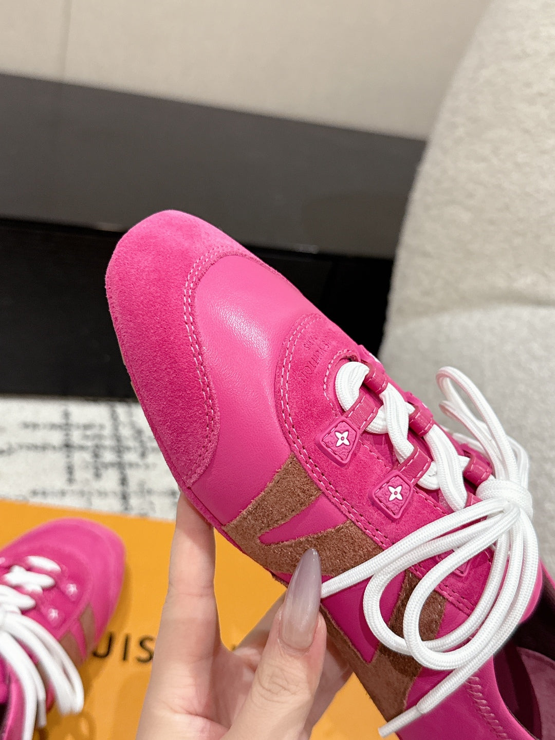 LV SNEAKRINA, Bordeaux Red