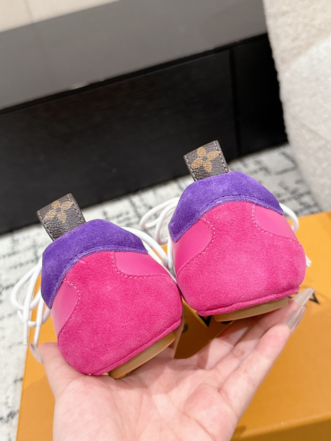 LV SNEAKRINA, Bordeaux Red