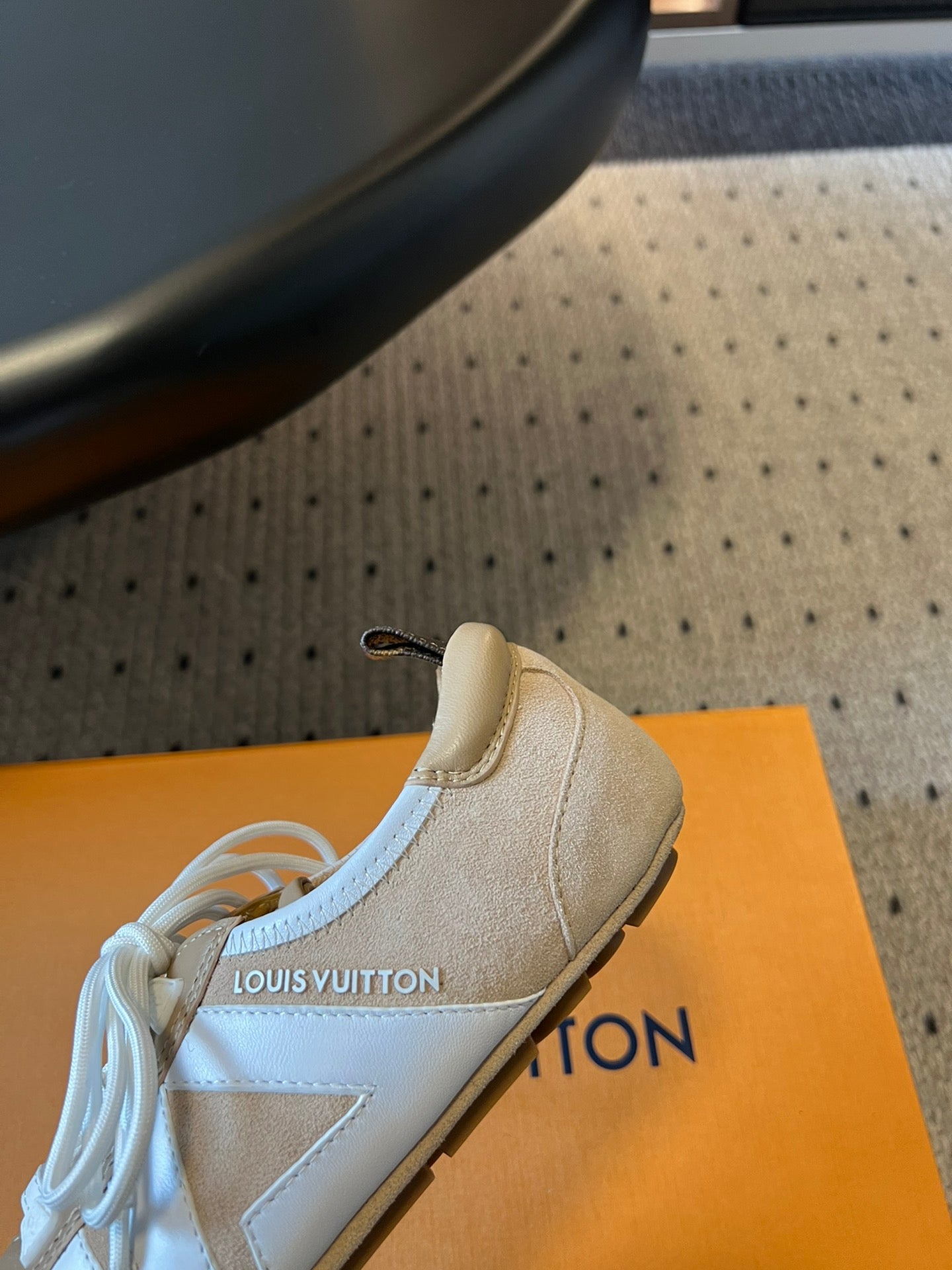 LV SNEAKRINA, Beige