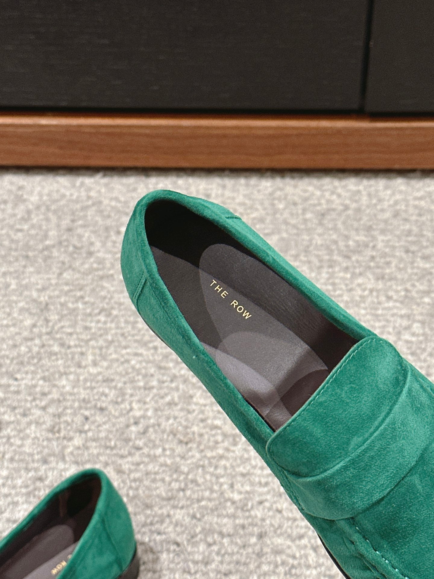 The Row Soft Moccasin in Suede, Green