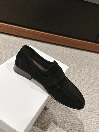 The Row Soft Moccasin in Suede, Black