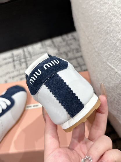 Miu Miu Plume Suede-trimmed leather Sneakers, Bianco + Bleu