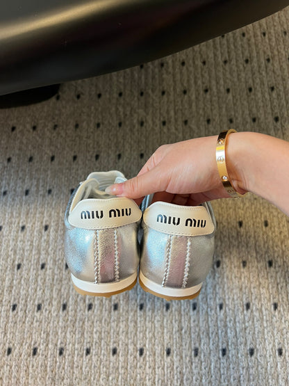 Miu Miu Plume leather Sneakers, Silver