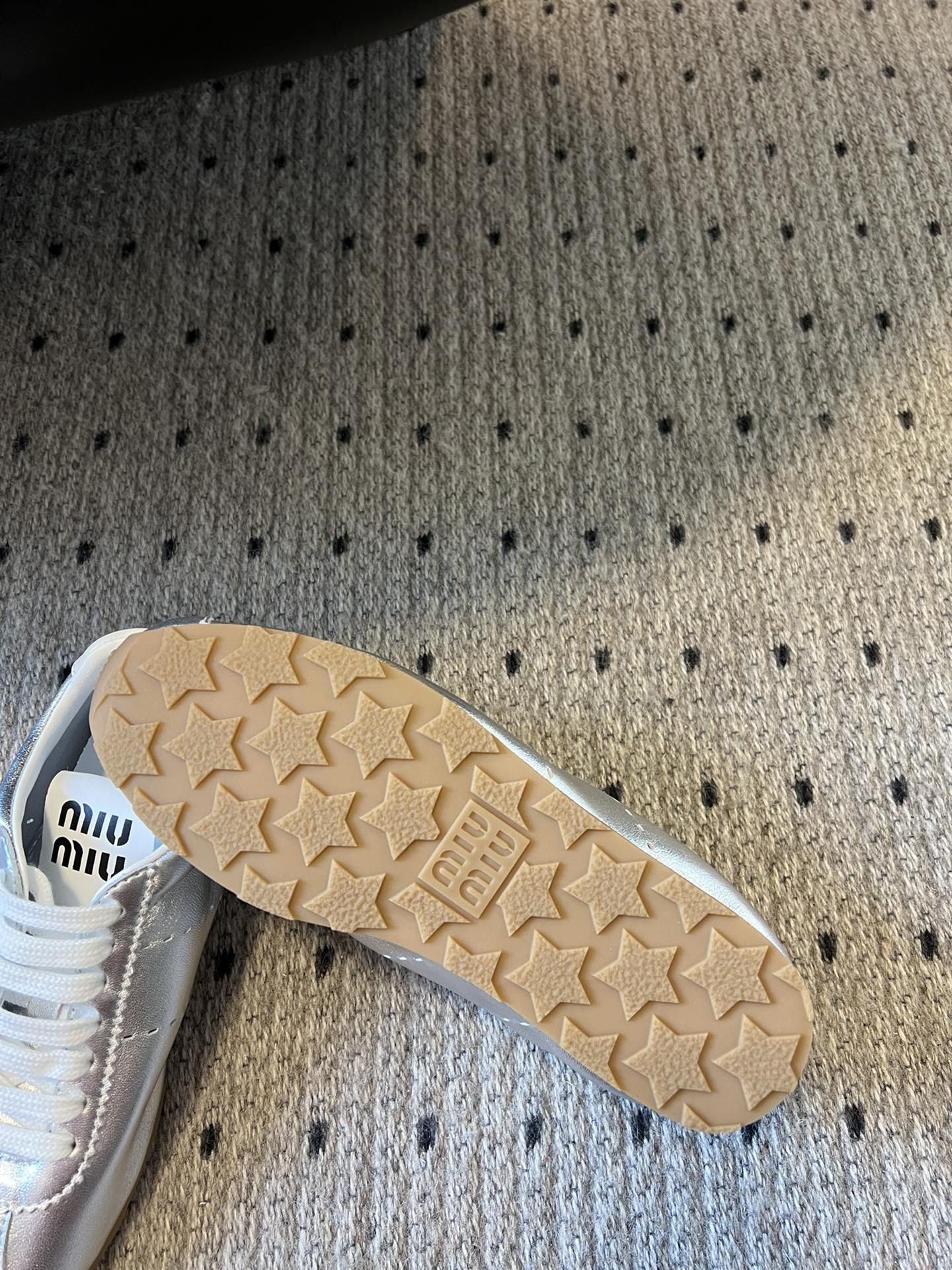 Miu Miu Plume leather Sneakers, Silver