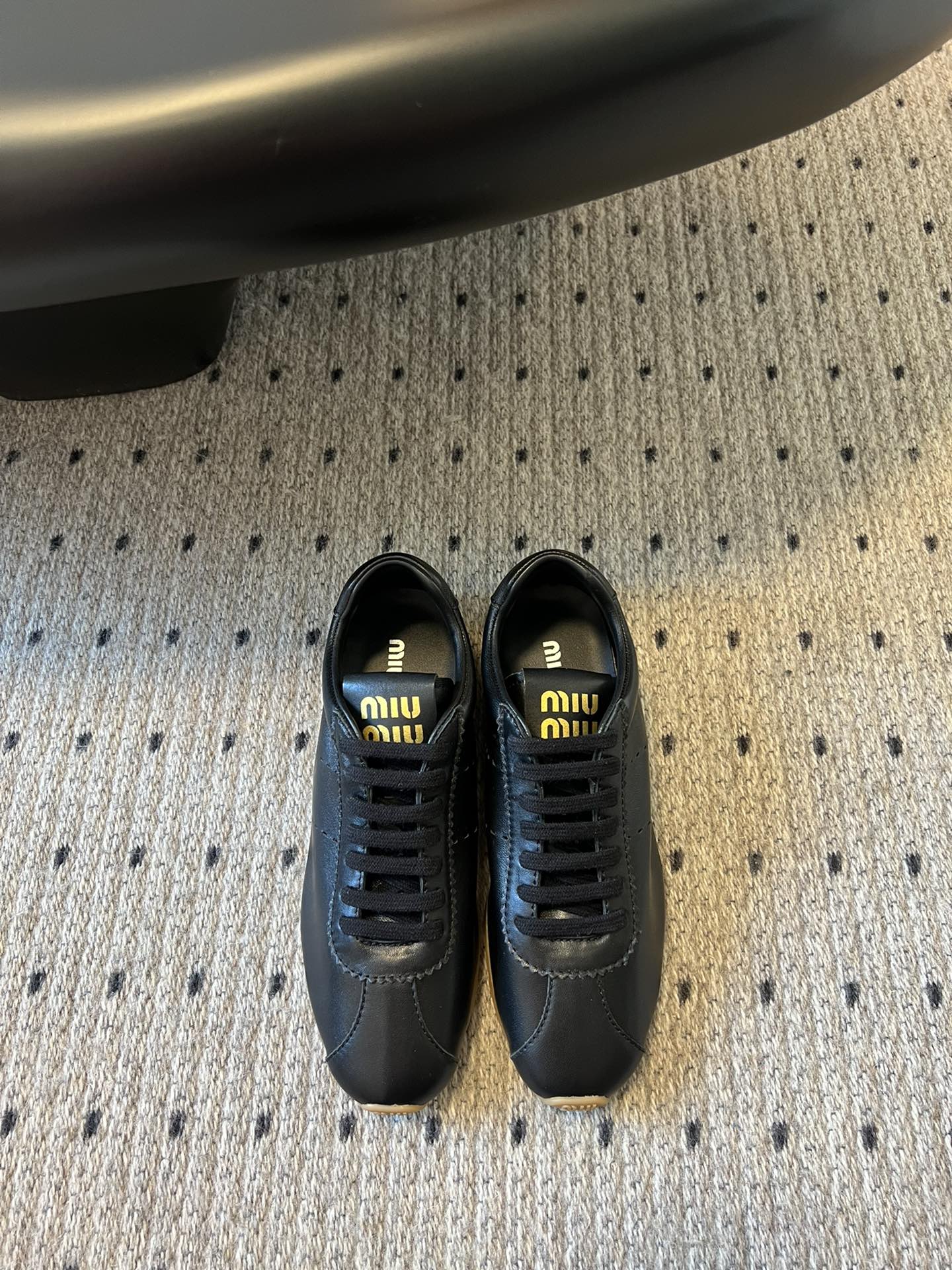Miu Miu Plume leather Sneakers, Black