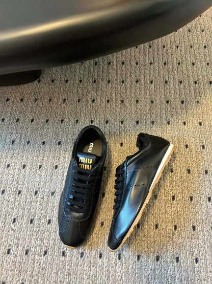 Miu Miu Plume leather Sneakers, Black