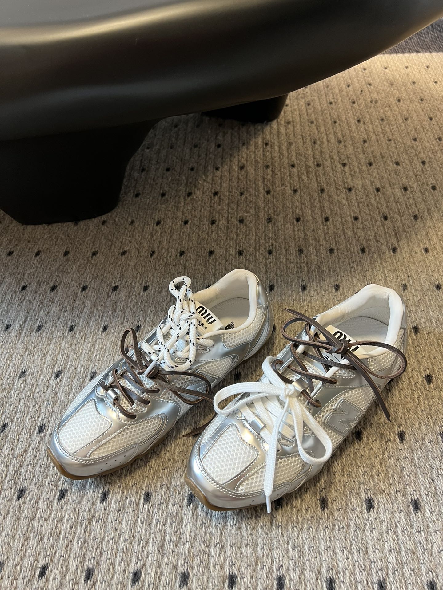 New Balance X Miu Miu 530 SL metallic leather and mesh Sneakers, Silver