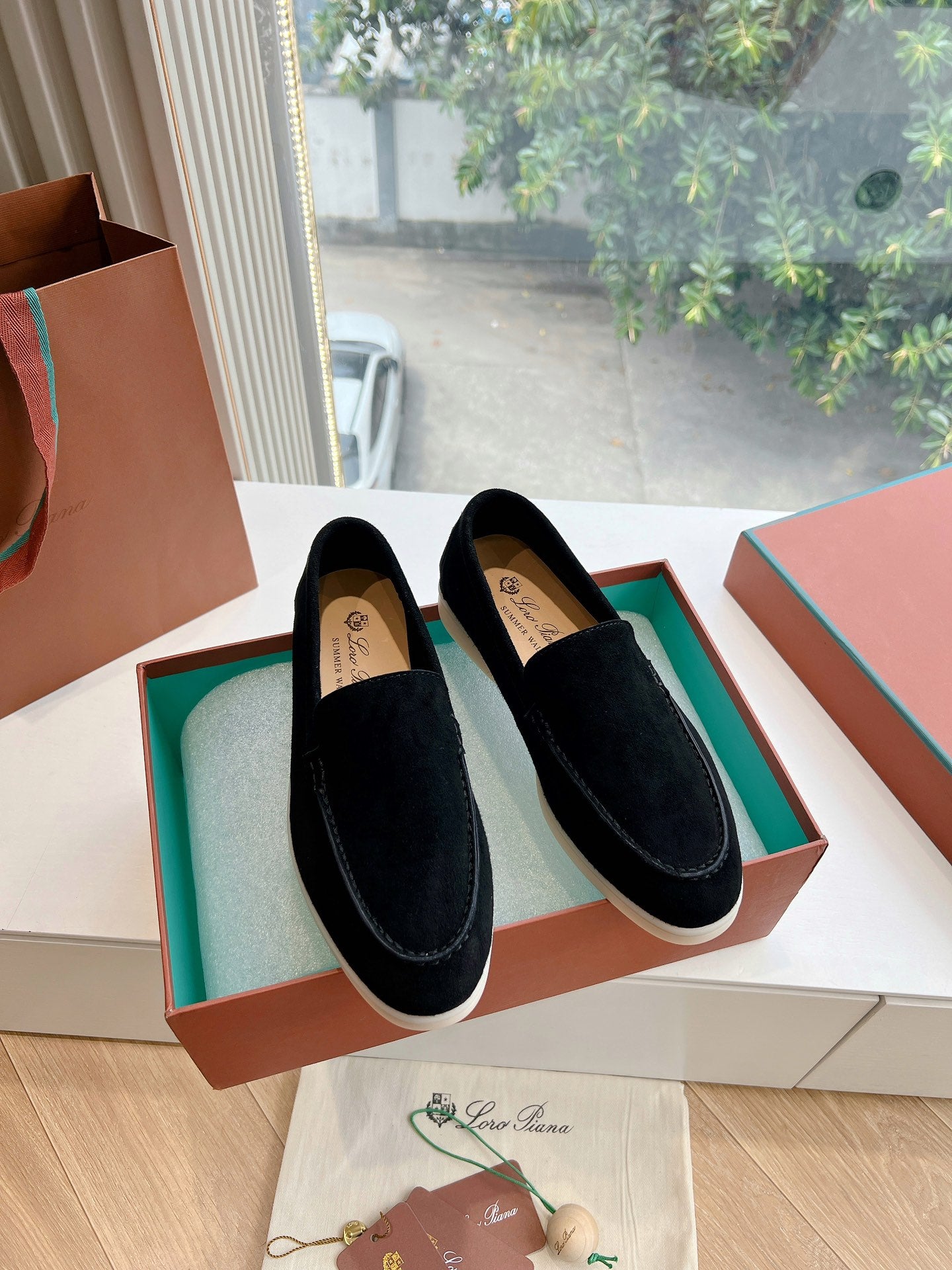 Loro Piana Summer Walk Loafer Suede, Black