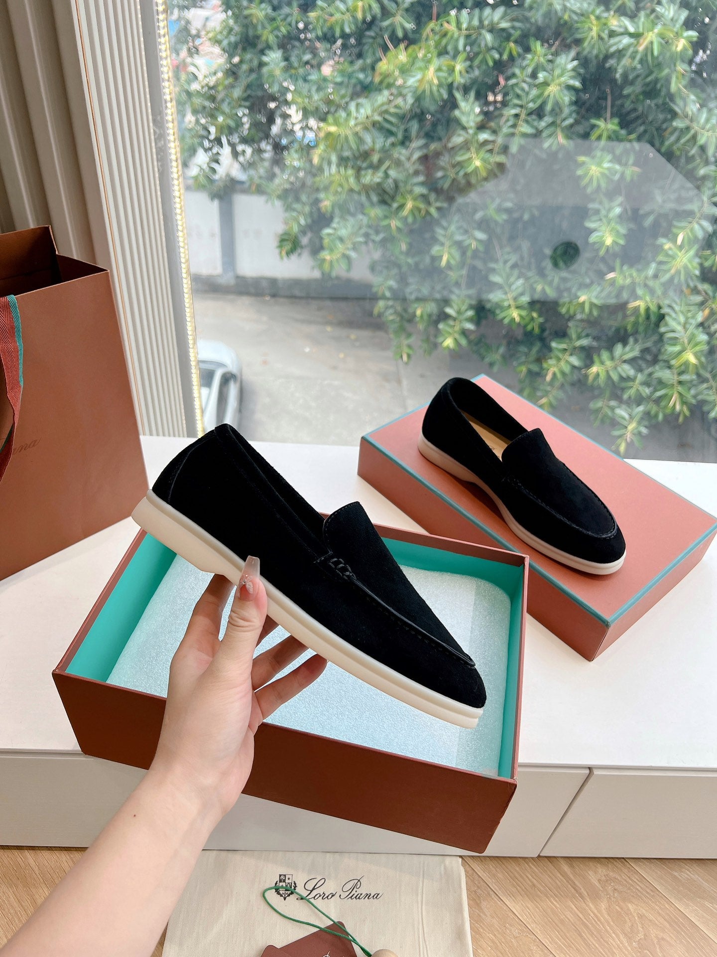 Loro Piana Summer Walk Loafer Suede, Black