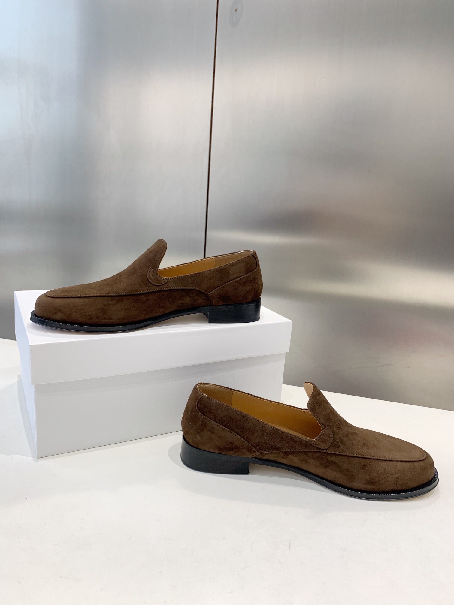 The Row Suede moccasin, Brown