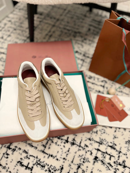 Loro Piana
Tennis Walk trainers, Light Brown