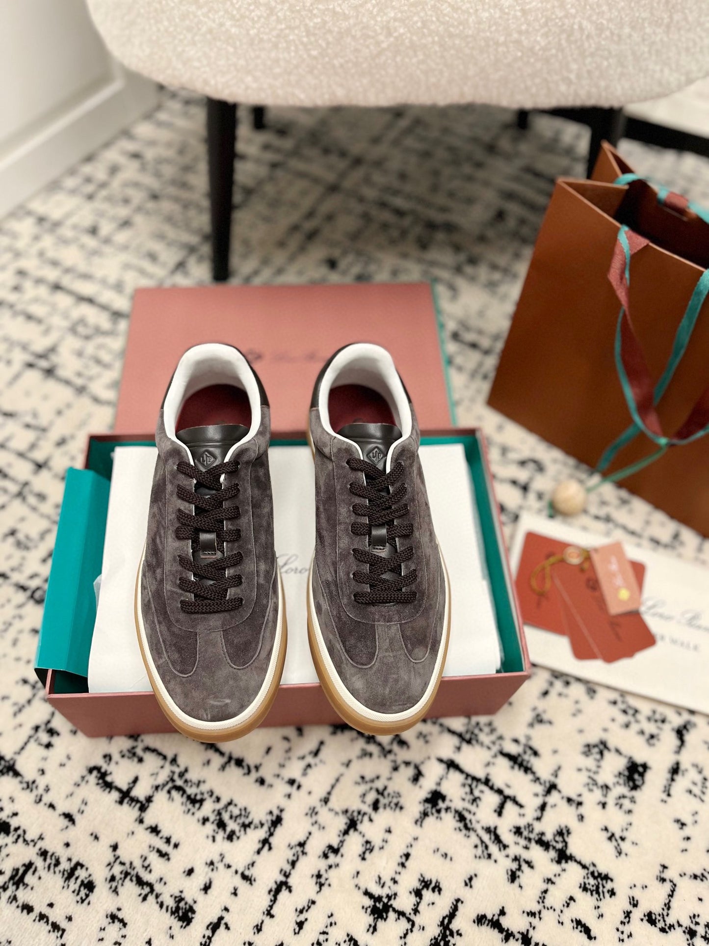 Loro Piana
Tennis Walk trainers, Suede