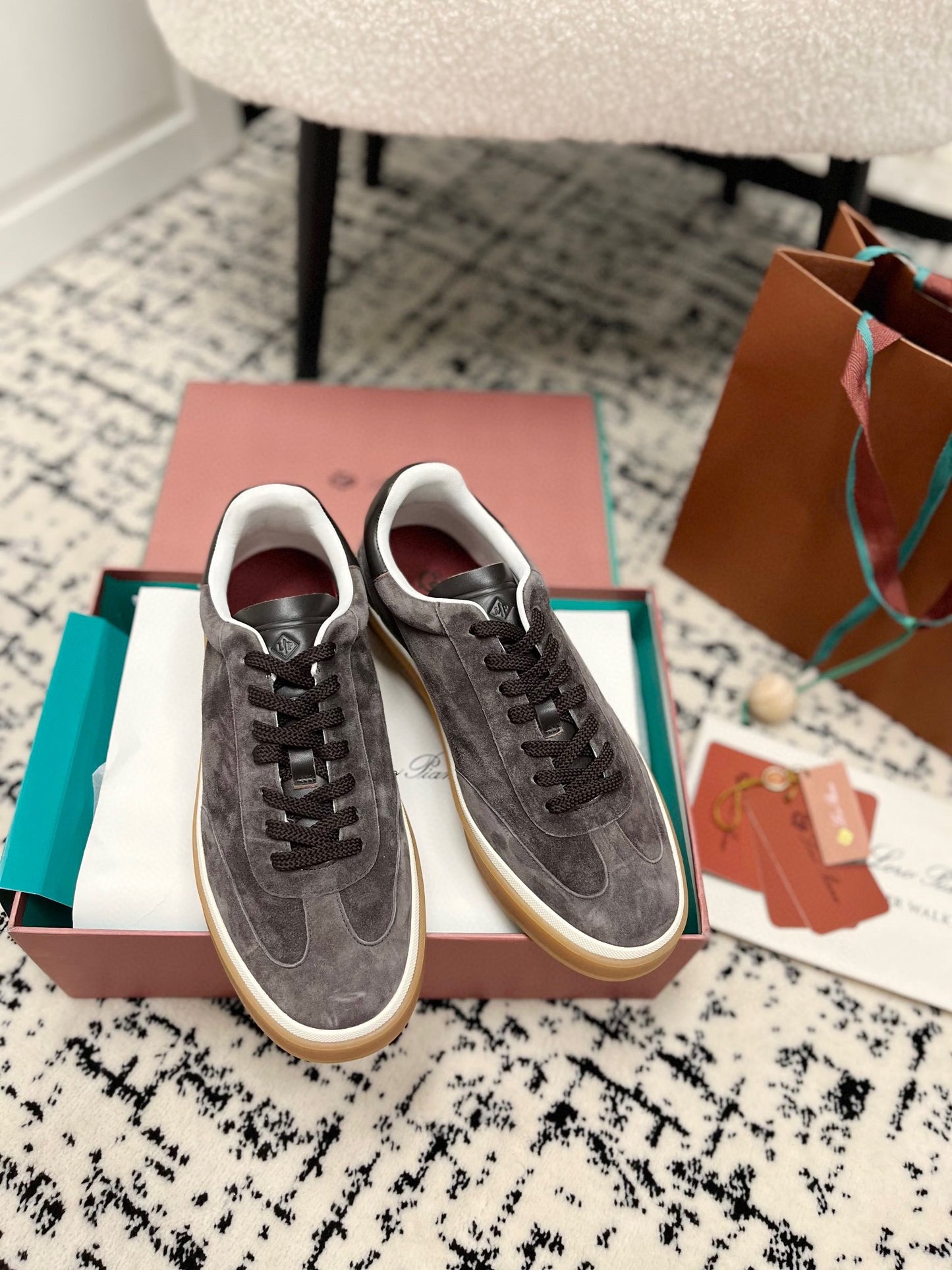 Loro Piana
Tennis Walk trainers, Suede