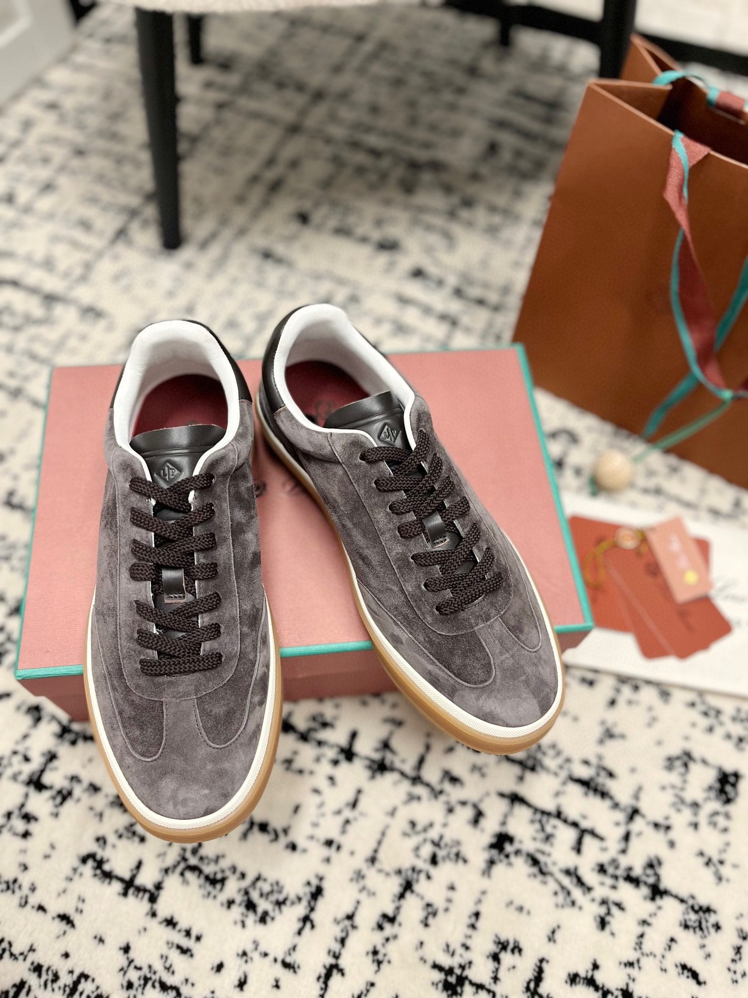 Loro Piana
Tennis Walk trainers, Suede