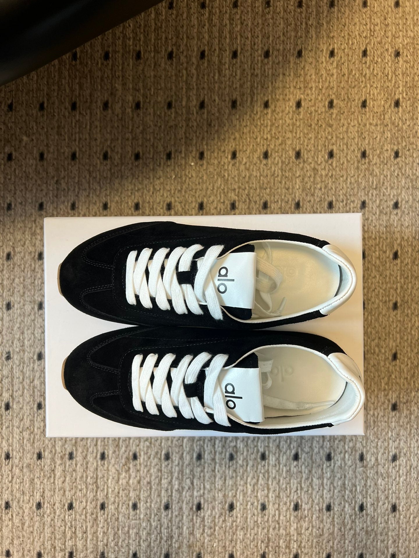 ALO Sunset Sneaker, Black