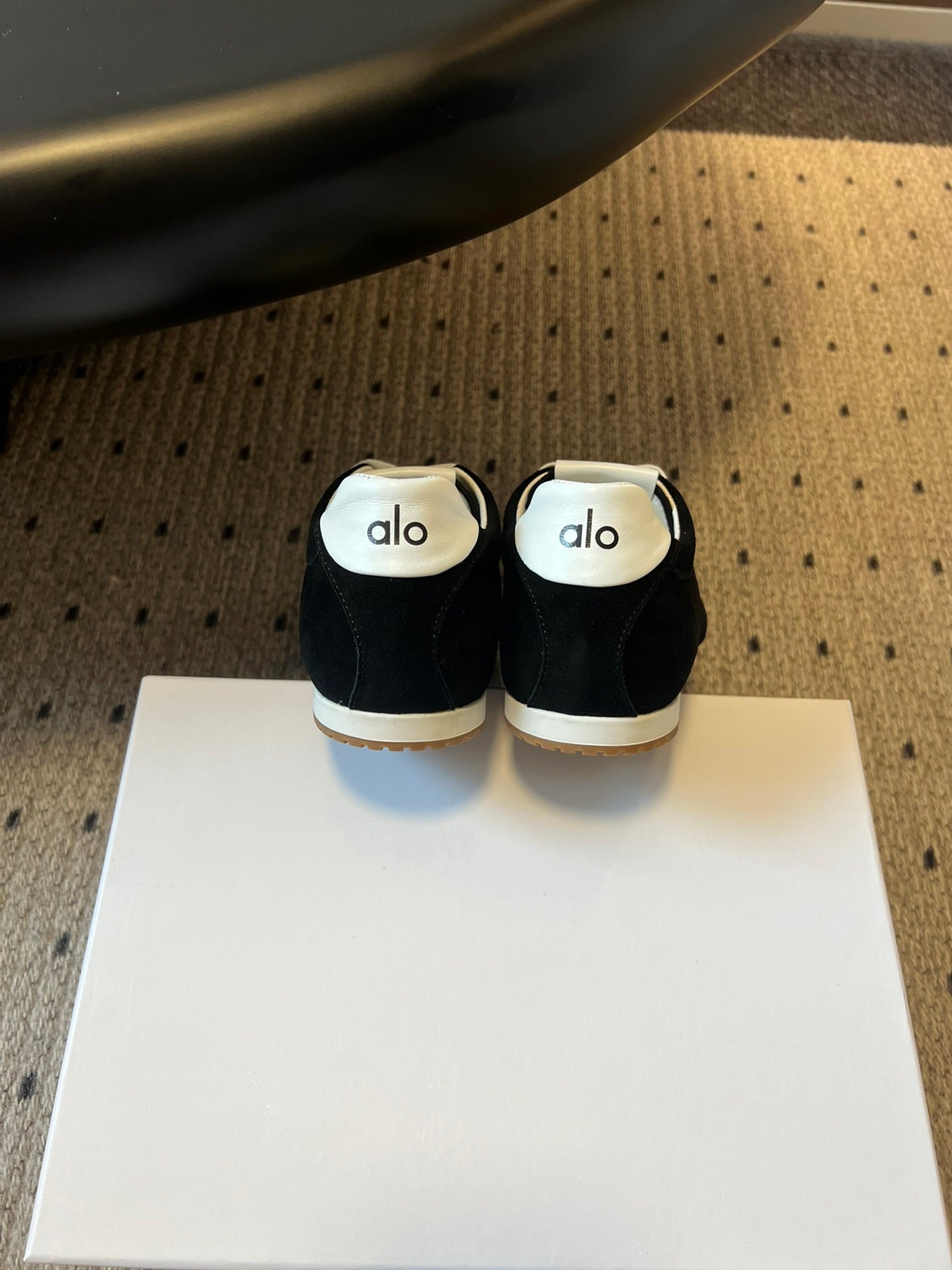 ALO Sunset Sneaker, Black