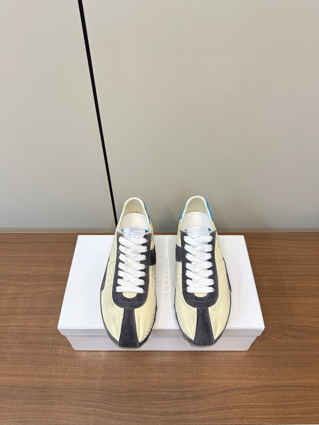 Maison Margiela Sprinters Sneakers, Beige