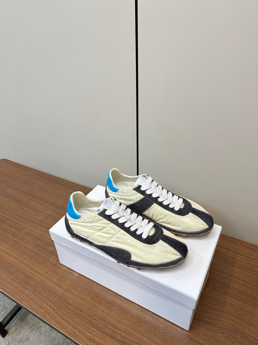 Maison Margiela Sprinters Sneakers, Beige