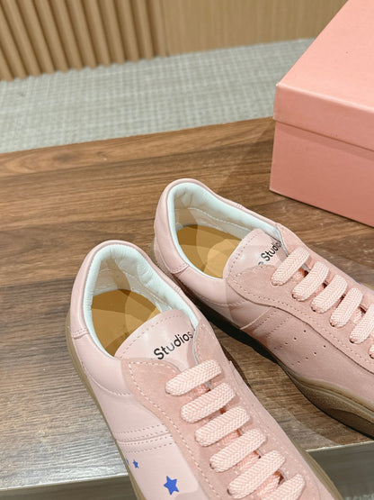 Acne Studios
panelled-design leather Sneakers, Pink