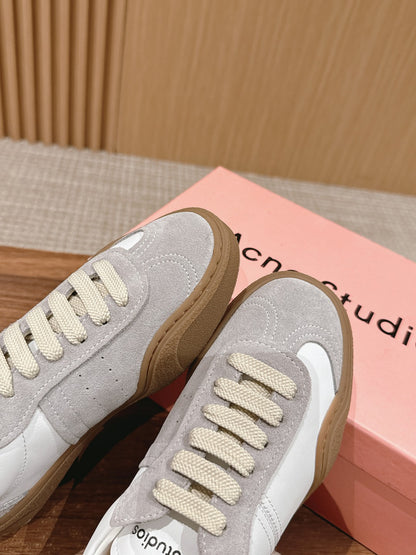 Acne Studios
panelled-design leather Sneakers, White