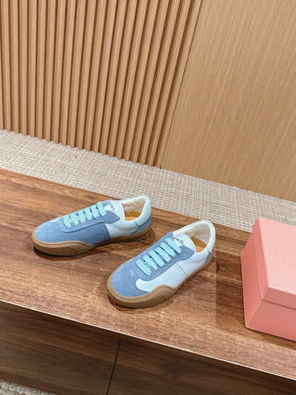 Acne Studios
panelled-design leather Sneakers, Blue