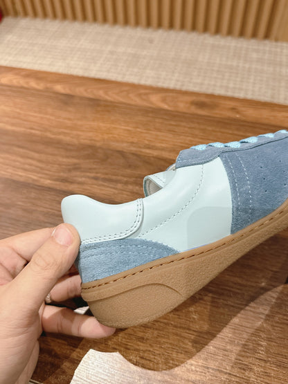 Acne Studios
panelled-design leather Sneakers, Blue